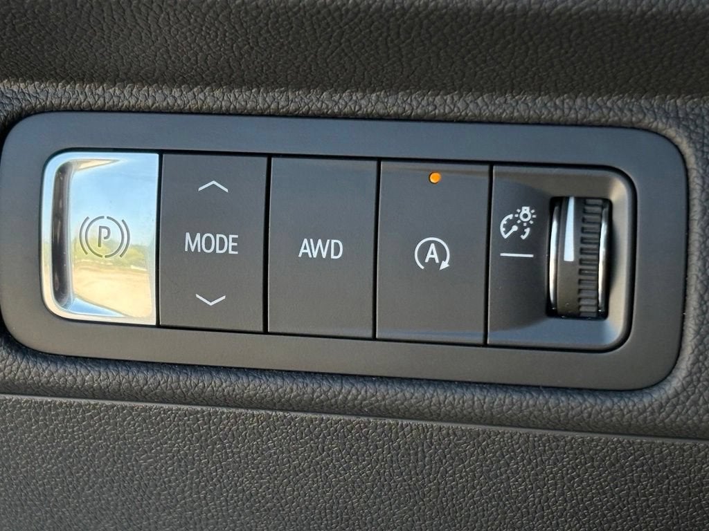 2024 Chevrolet Traverse Base