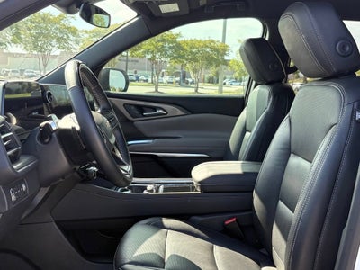 2024 Chevrolet Traverse Base