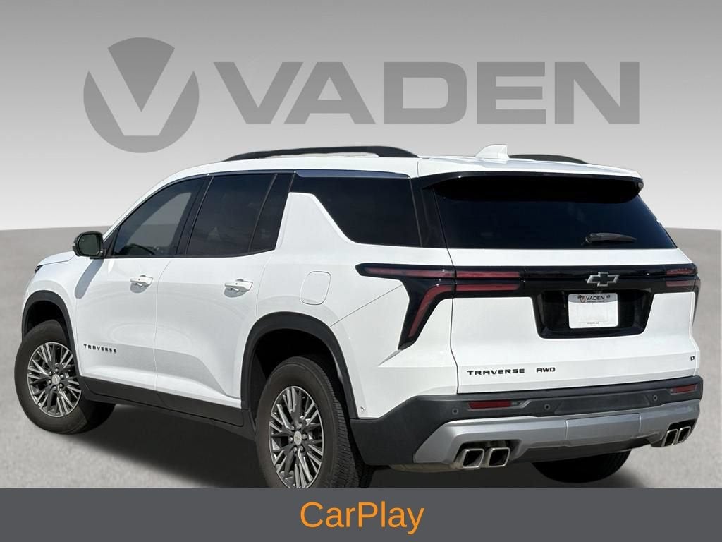 2024 Chevrolet Traverse Base