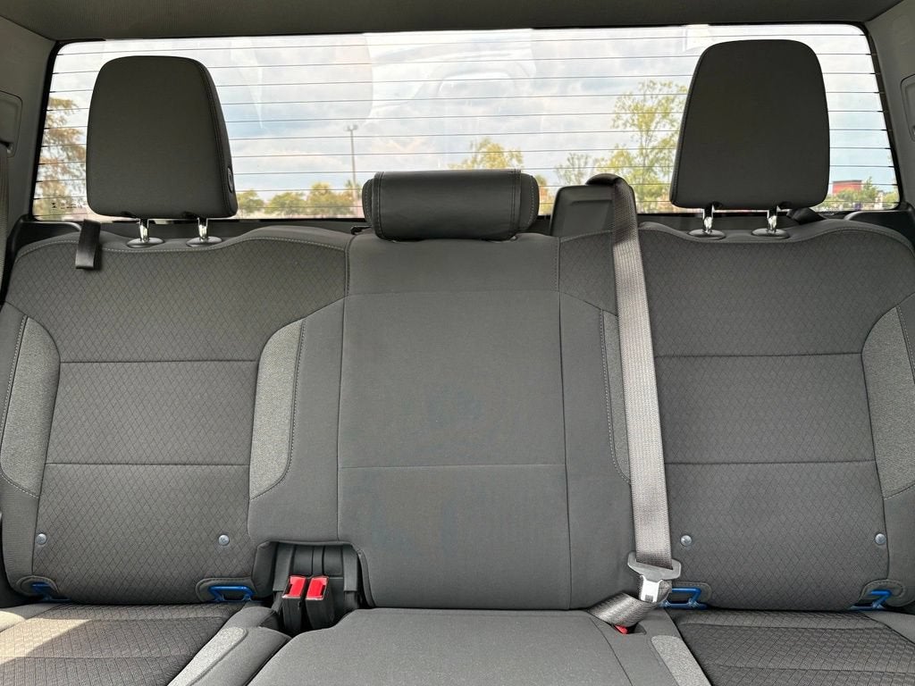 2025 Chevrolet Silverado 1500 Base