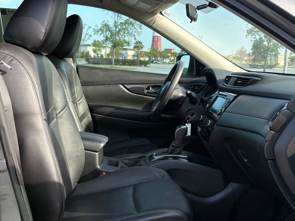 2018 Nissan Rogue Base