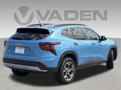 2025 Chevrolet Trax LT