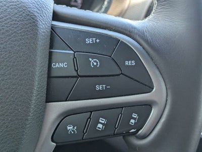 2019 Jeep Grand Cherokee Overland 4x2