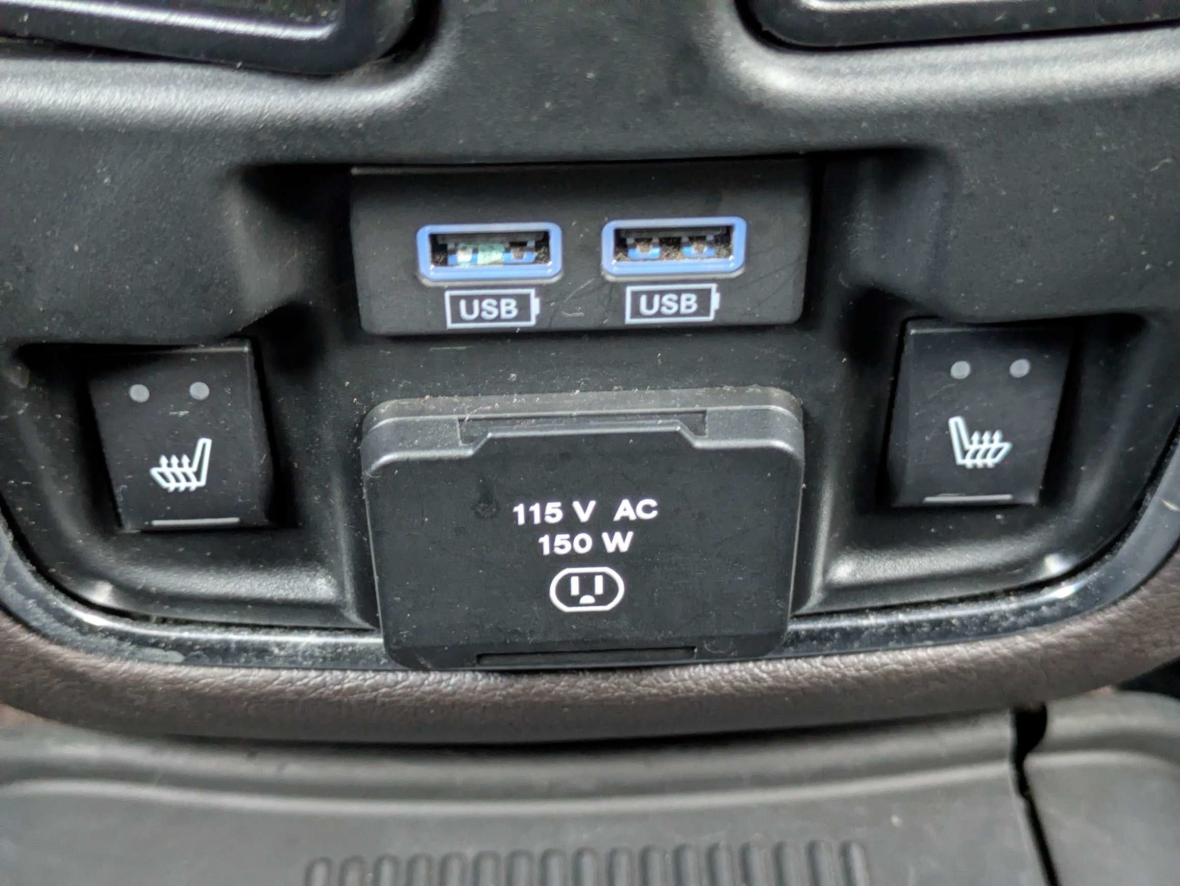 2019 Jeep Grand Cherokee Overland 4x2