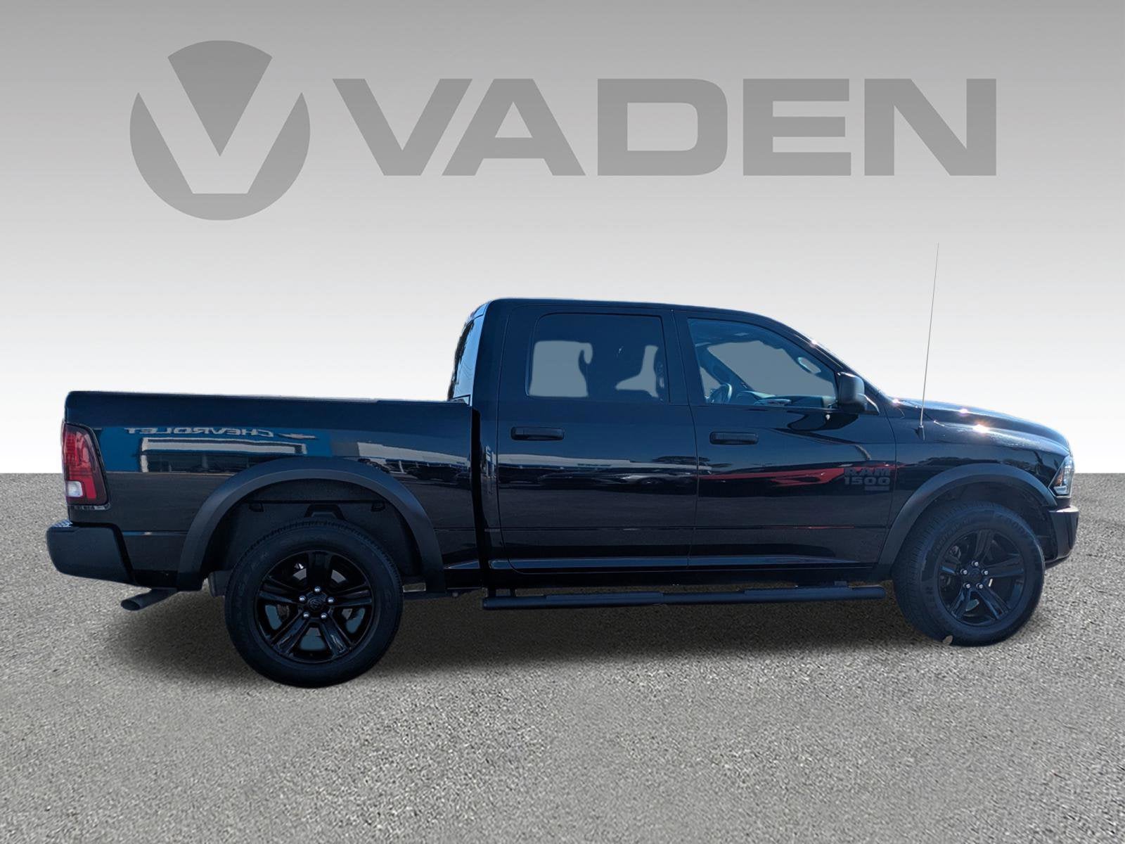 2023 RAM 1500 Classic Warlock Crew Cab 4x4 5'7" Box