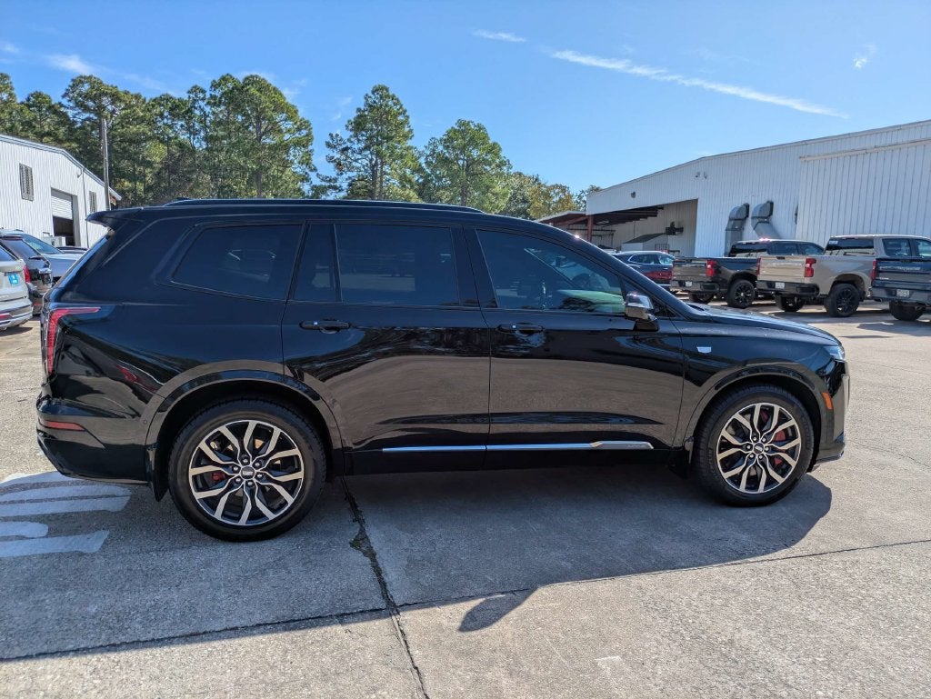 2024 Cadillac XT6 Sport
