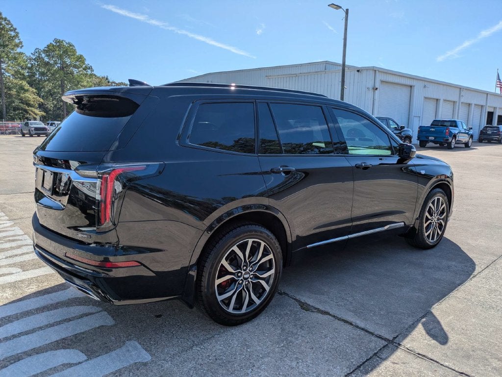 2024 Cadillac XT6 Sport