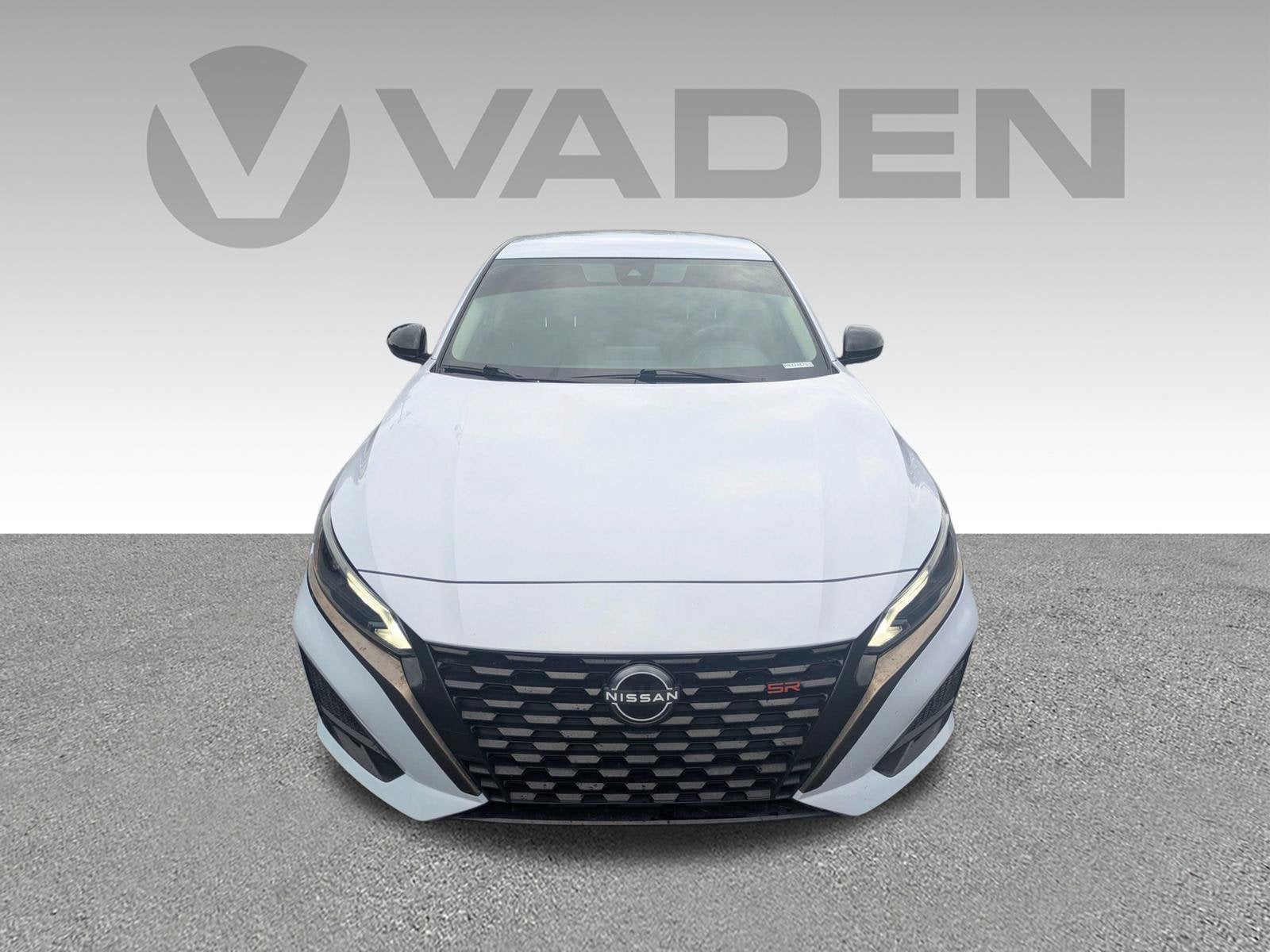2023 Nissan Altima SR FWD