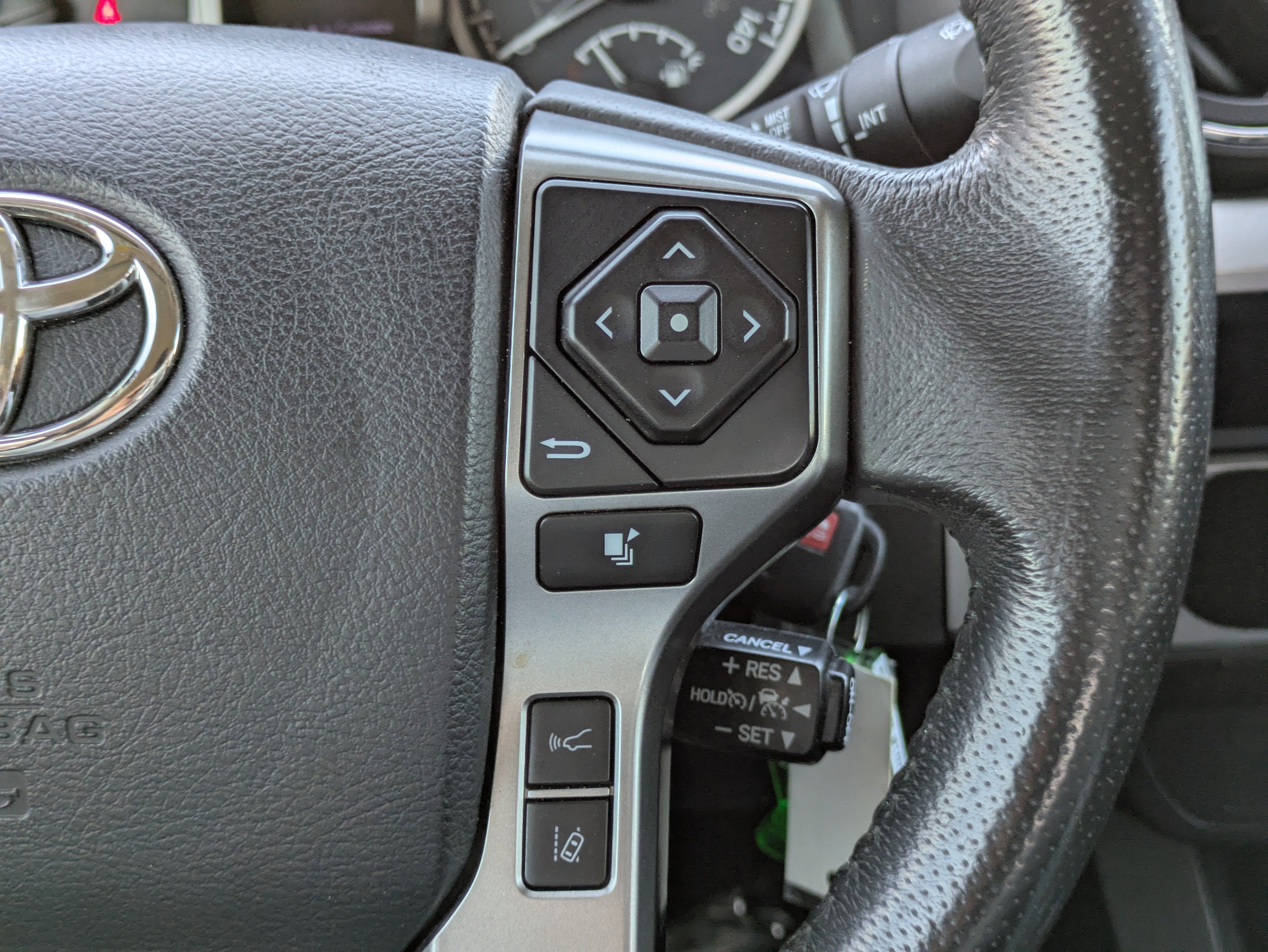 2018 Toyota Tacoma SR5