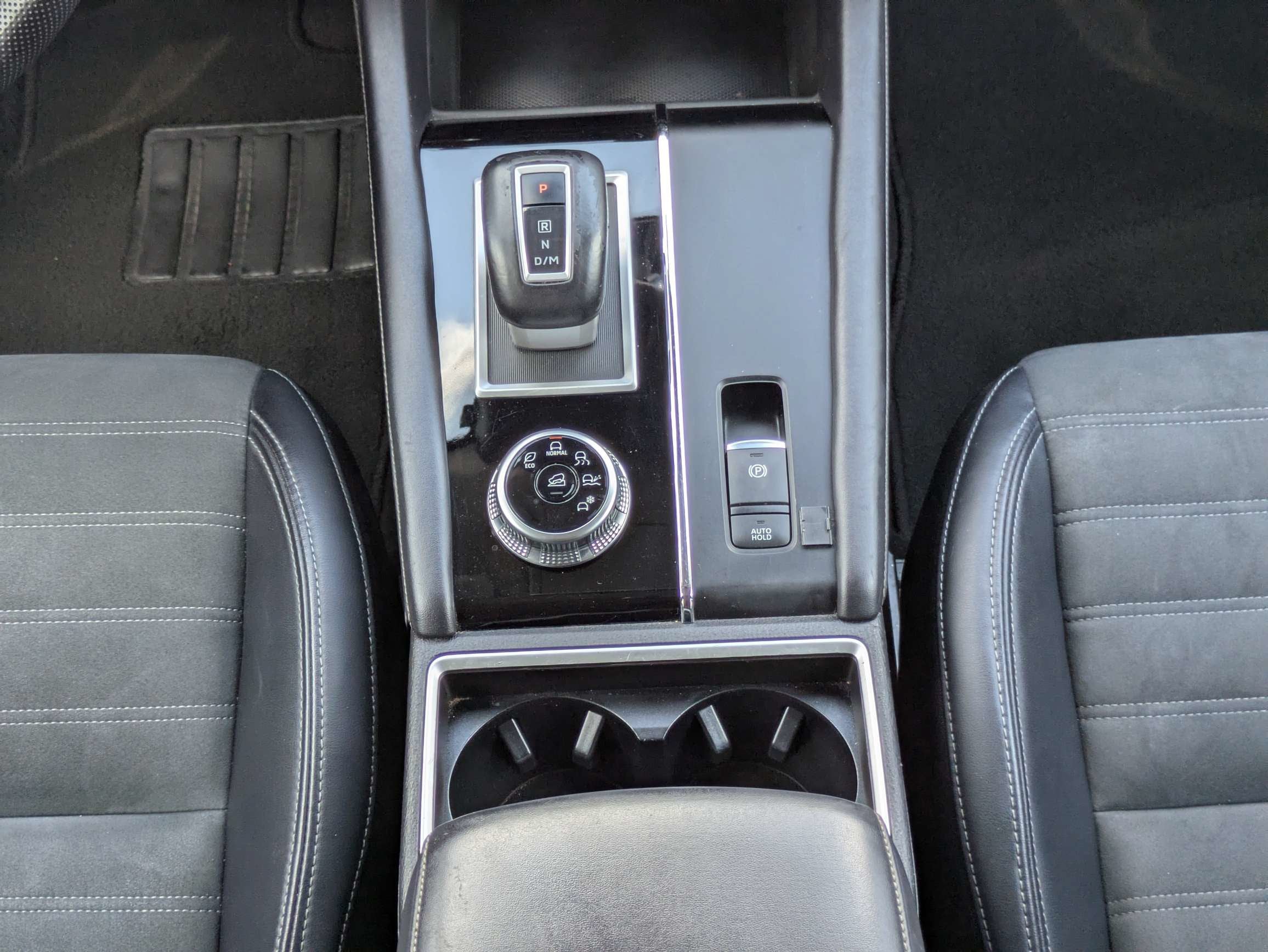 2023 Mitsubishi Outlander SE 2.5 2WD