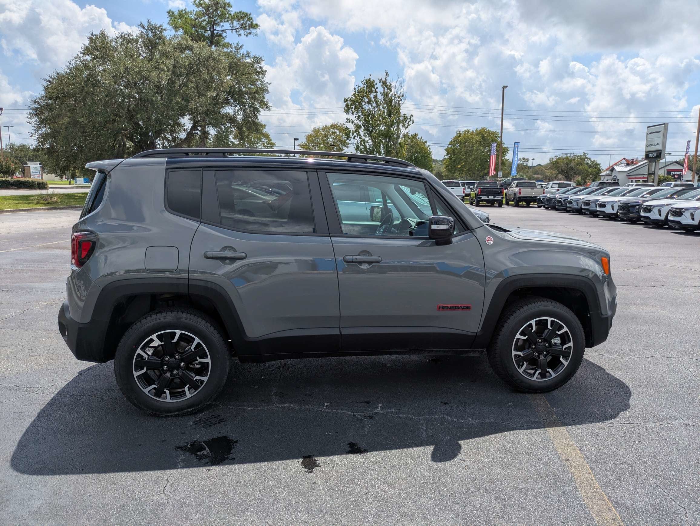 2023 Jeep Renegade Trailhawk 4x4