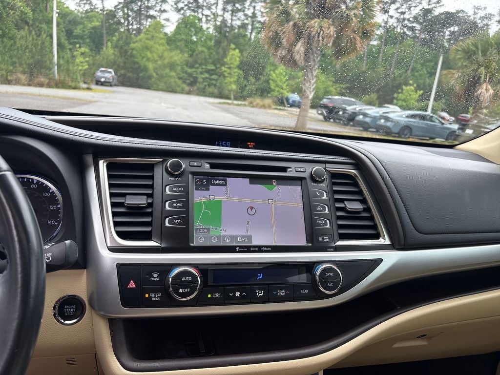2019 Toyota Highlander Base