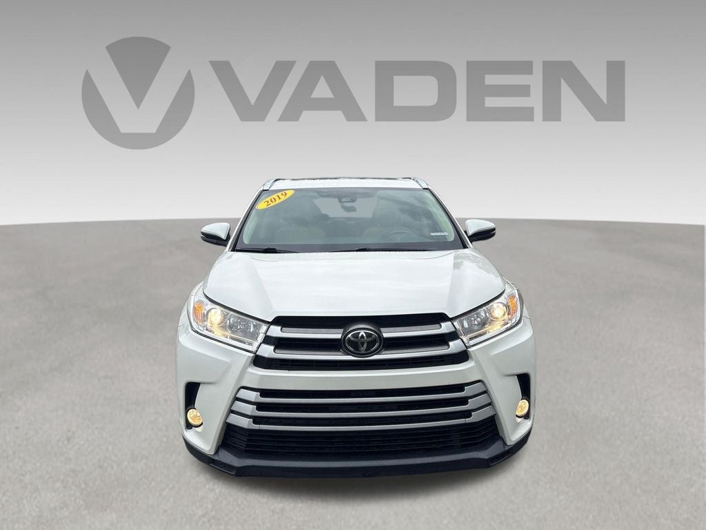 2019 Toyota Highlander Base