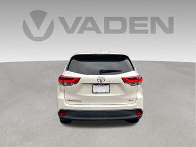 2019 Toyota Highlander Base