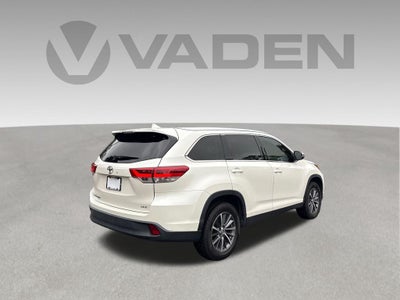 2019 Toyota Highlander Base
