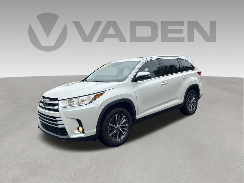2019 Toyota Highlander Base
