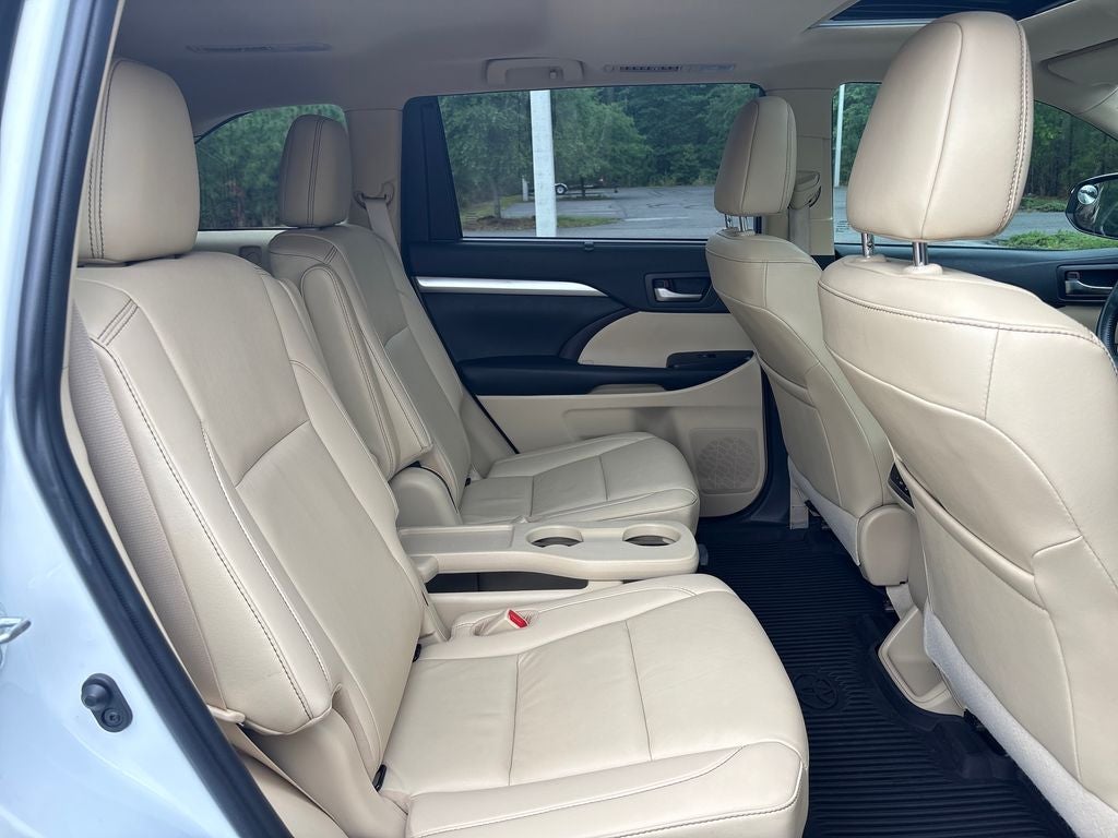 2019 Toyota Highlander Base