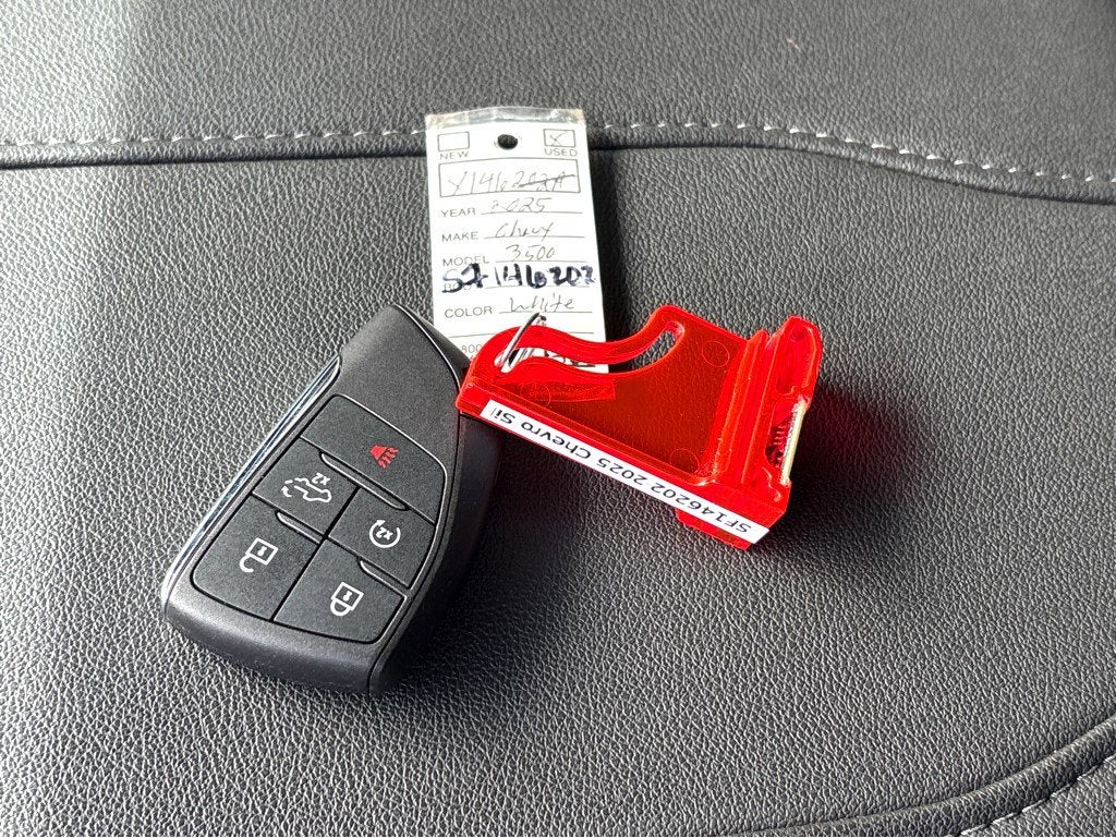 2025 Chevrolet Silverado 3500HD LT