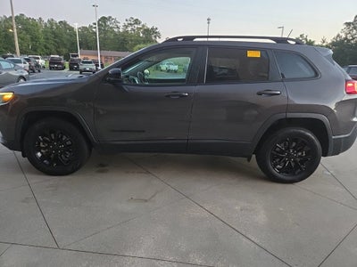 2023 Jeep Cherokee Altitude Lux