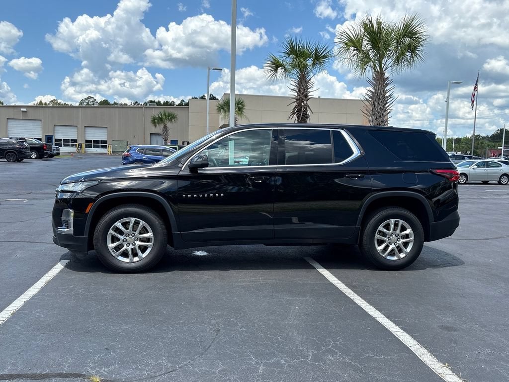 2023 Chevrolet Traverse LS