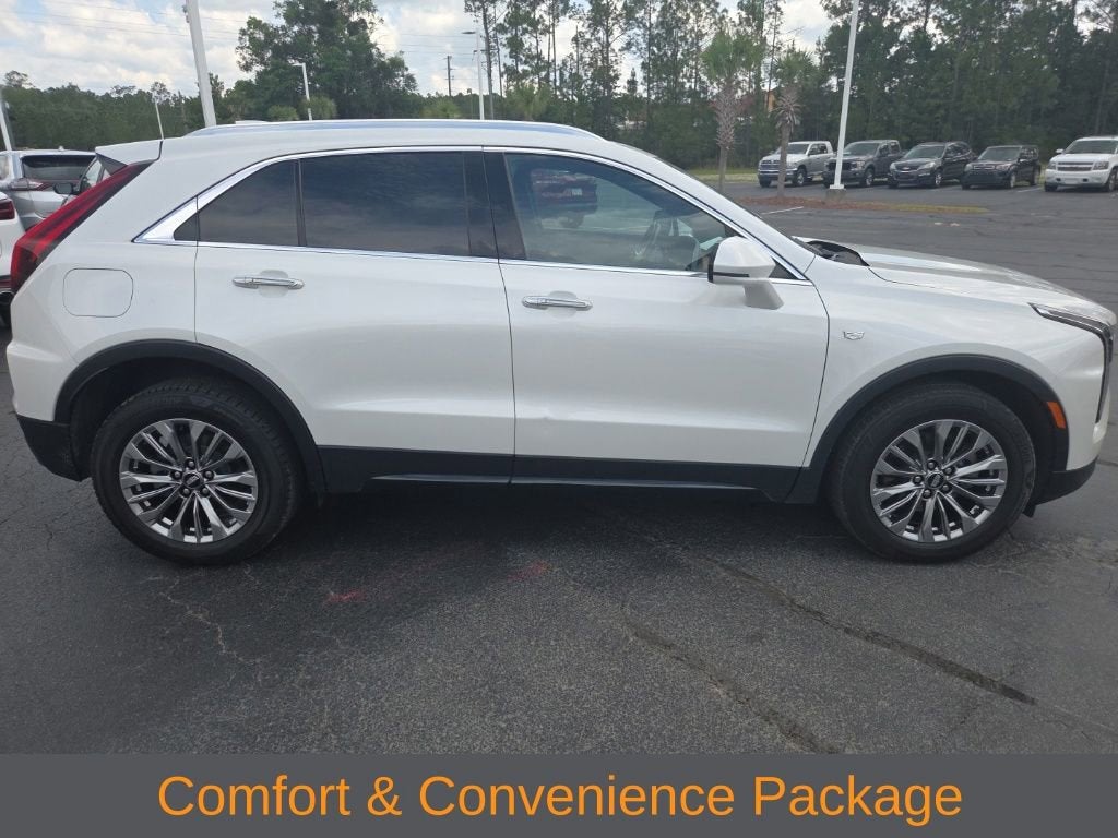2024 Cadillac XT4 Premium Luxury