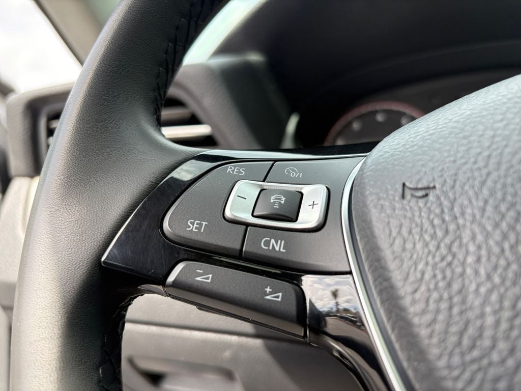 2022 Volkswagen Passat 2.0T SE