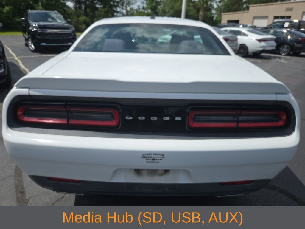2015 Dodge Challenger SXT