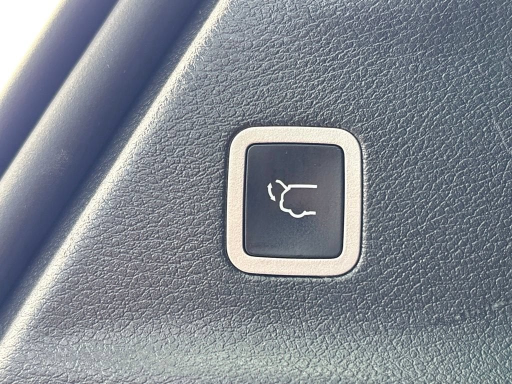 2024 Chrysler Pacifica Touring