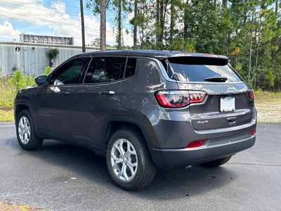2024 Jeep Compass Sport