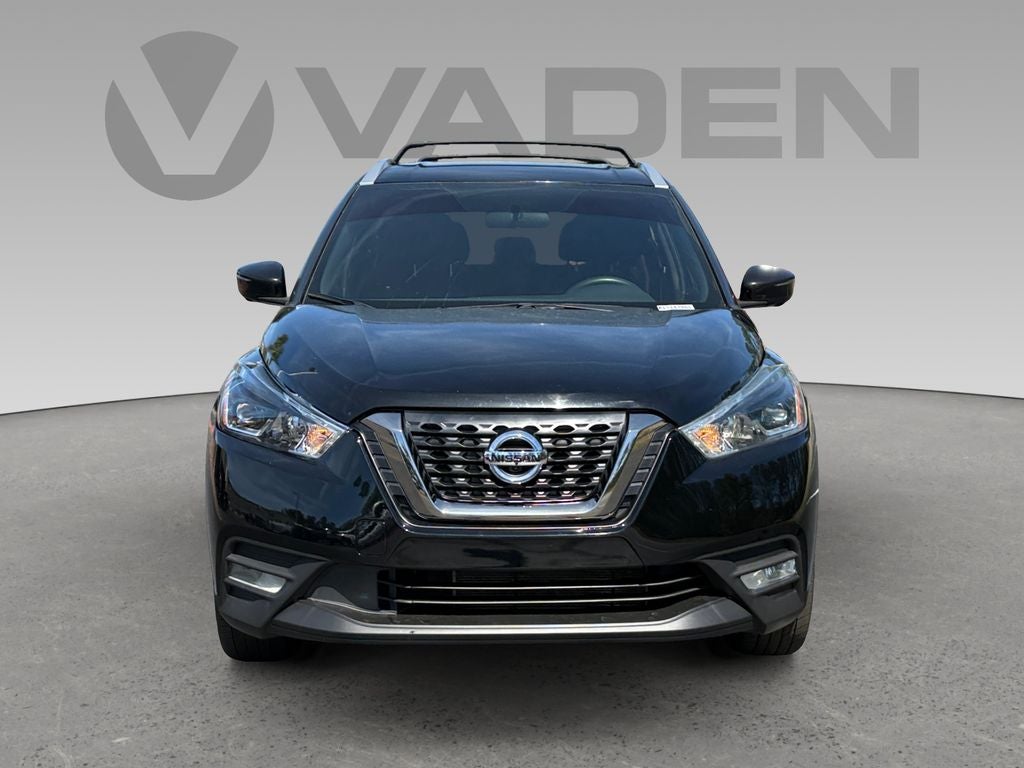 2019 Nissan Kicks SR