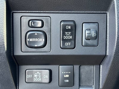 2017 Toyota Tundra 4WD SR