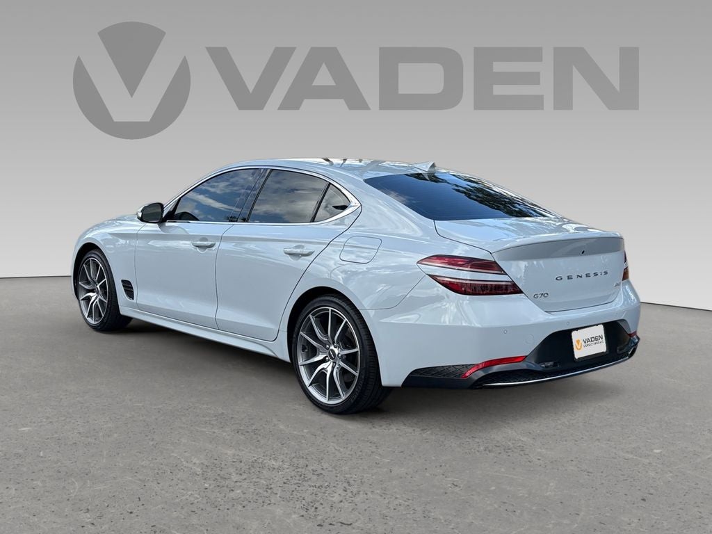 2022 Genesis G70 2.0T