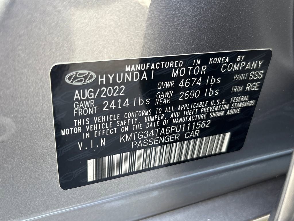 2023 Genesis G70 2.0T