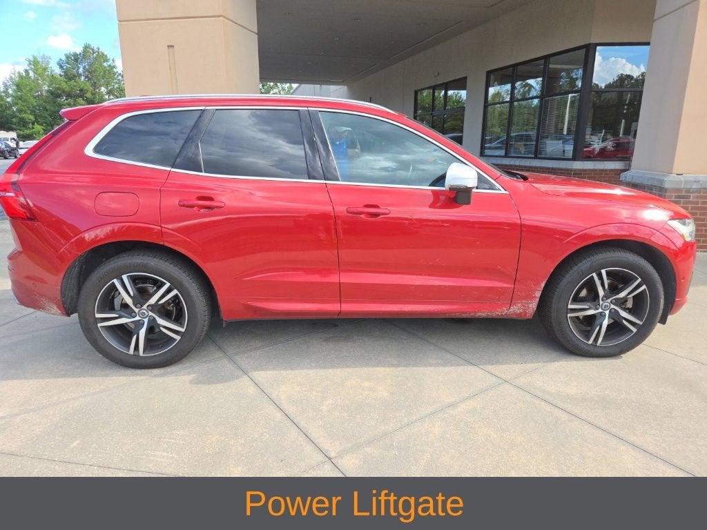 2019 Volvo XC60 R-Design