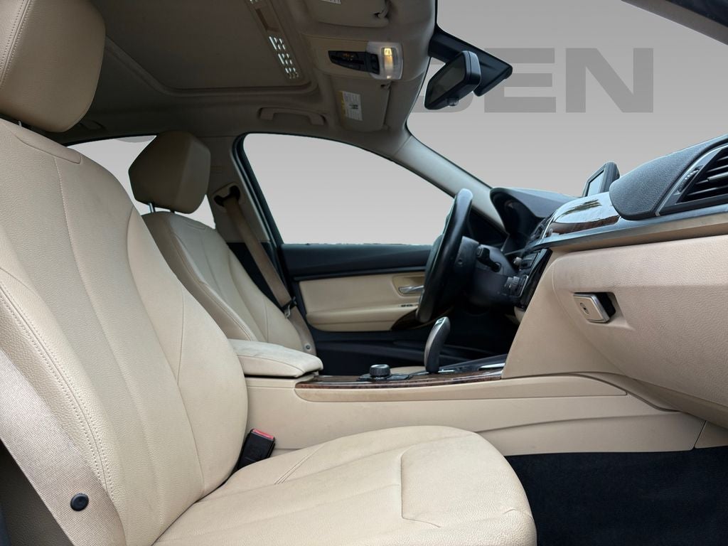 2017 BMW 3 Series 320i